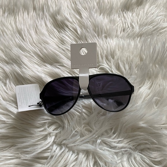 *HP!* new tinted sunglasses - Picture 5 of 8